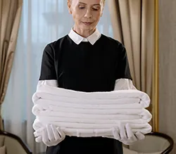 Zwillineg 24 GmbH - Hotel Service Über Uns
