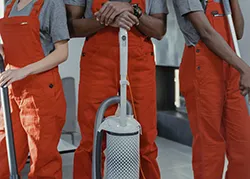 Zwillineg 24 GmbH - Hotel Service Über Uns